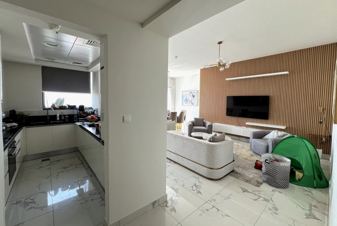 Another view of the interior in the resale 3-bedroom apartment in Amna Al Habtoor, Dubai.